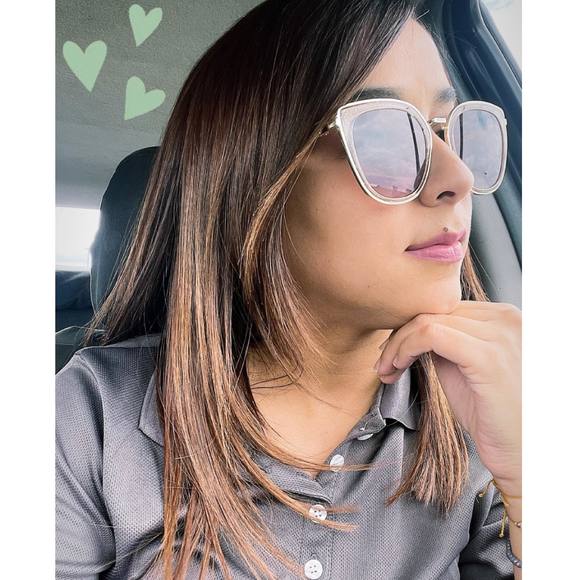 Meet your Posher, Vivianette - Picture 1 of 1